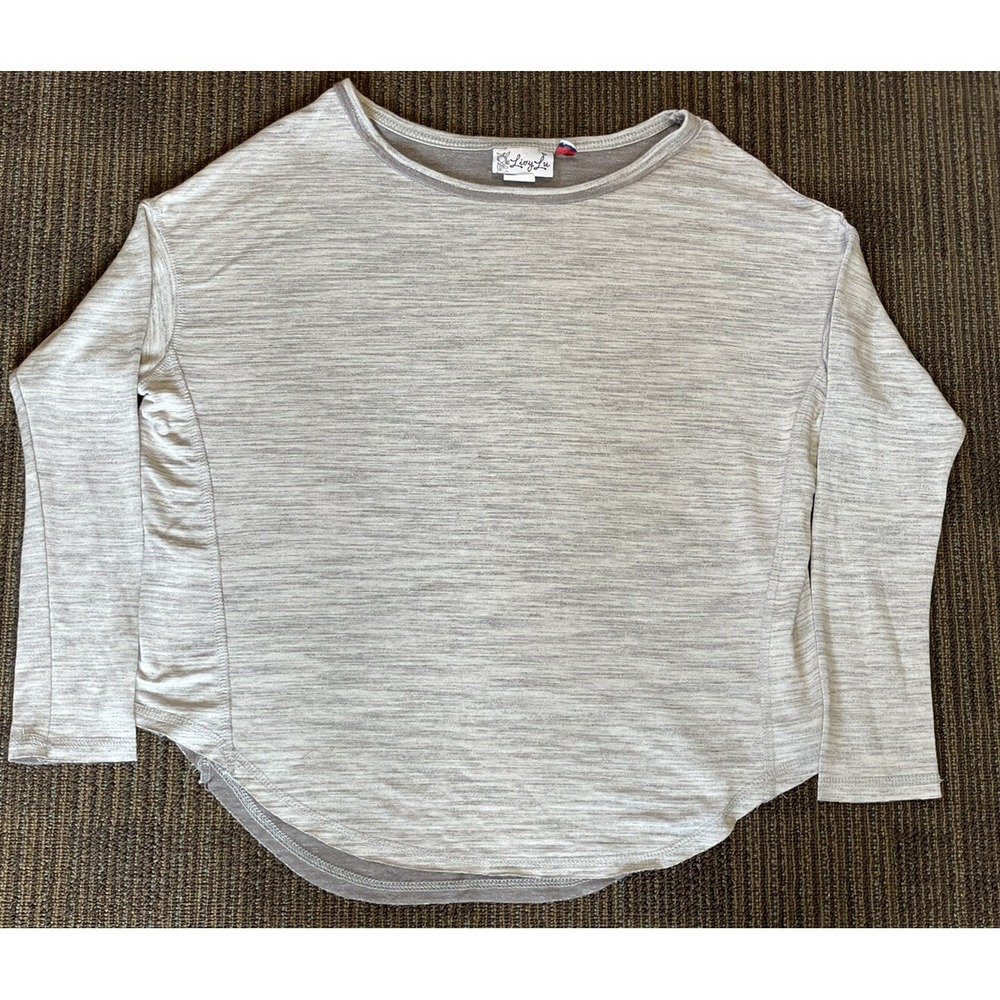 Livy Lu Boutique Brand Long Sleeve Light weight‎ active casual shirt sz M, New